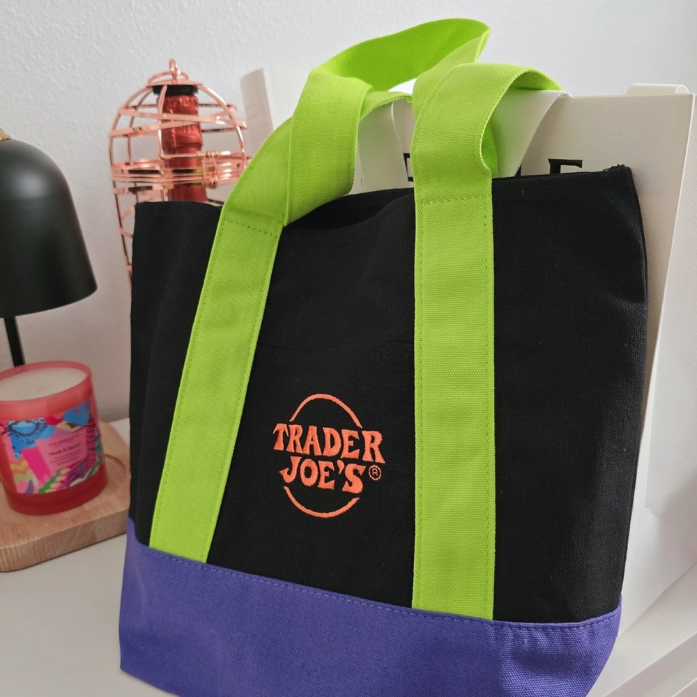 NWT TRADER JOE’S Trick-or-Treat Mini Canvas Totes
